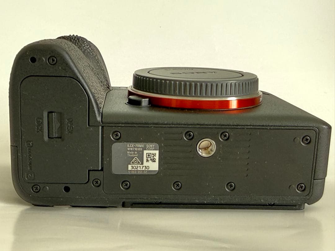 美品・SONY α7RⅣ (ILCE-7RM4)ボディ