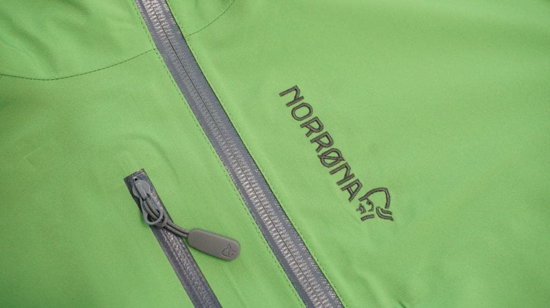 ノローナ　スノージャケット　Lyngen Driflex3 メンズ海外S