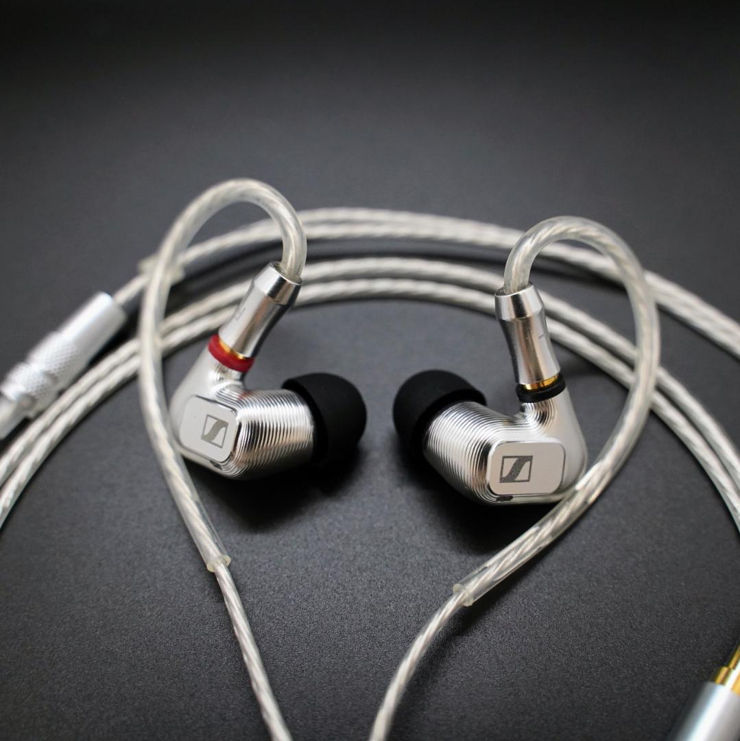 ついに7N 超冷凍製単結晶銅銀メッキ最高スペックリケーブルIE900/2.5mm