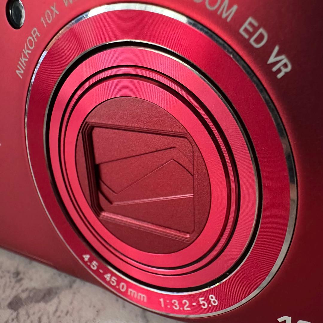 美品 Nikon COOLPIX S6200 レッド コンパクトデジタルカメラ
