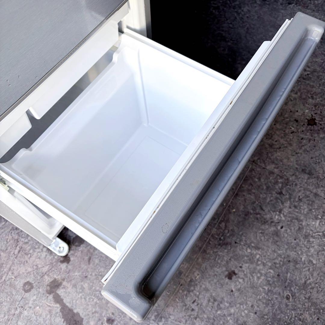 運搬取付無料！ピュアグレー純正AQUA大容量スタイリッシュ冷蔵庫！完動超美品！