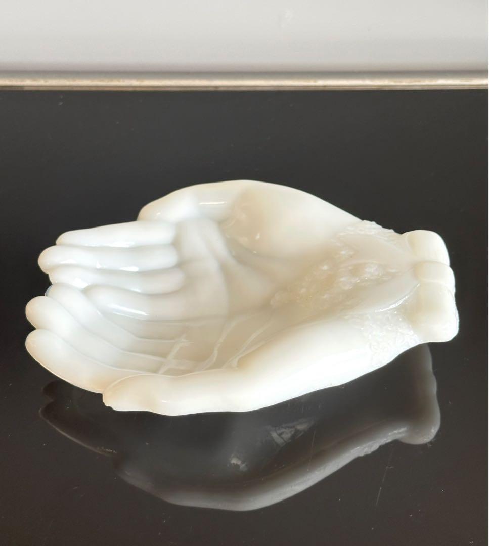 ミッドセンチュリー　ソープディッシュ　ハンドトレイ　ミルクガラス　AVON