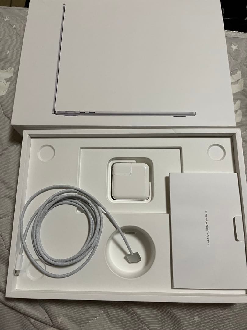 Apple MacBook Air M2 16GB 512GB 13インチ