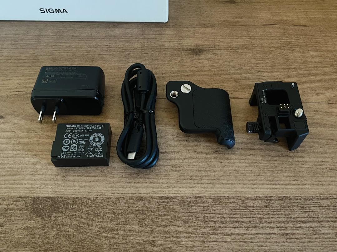 【D-tap給電】SIGMA fp + 45mm F2.8 レンズキット