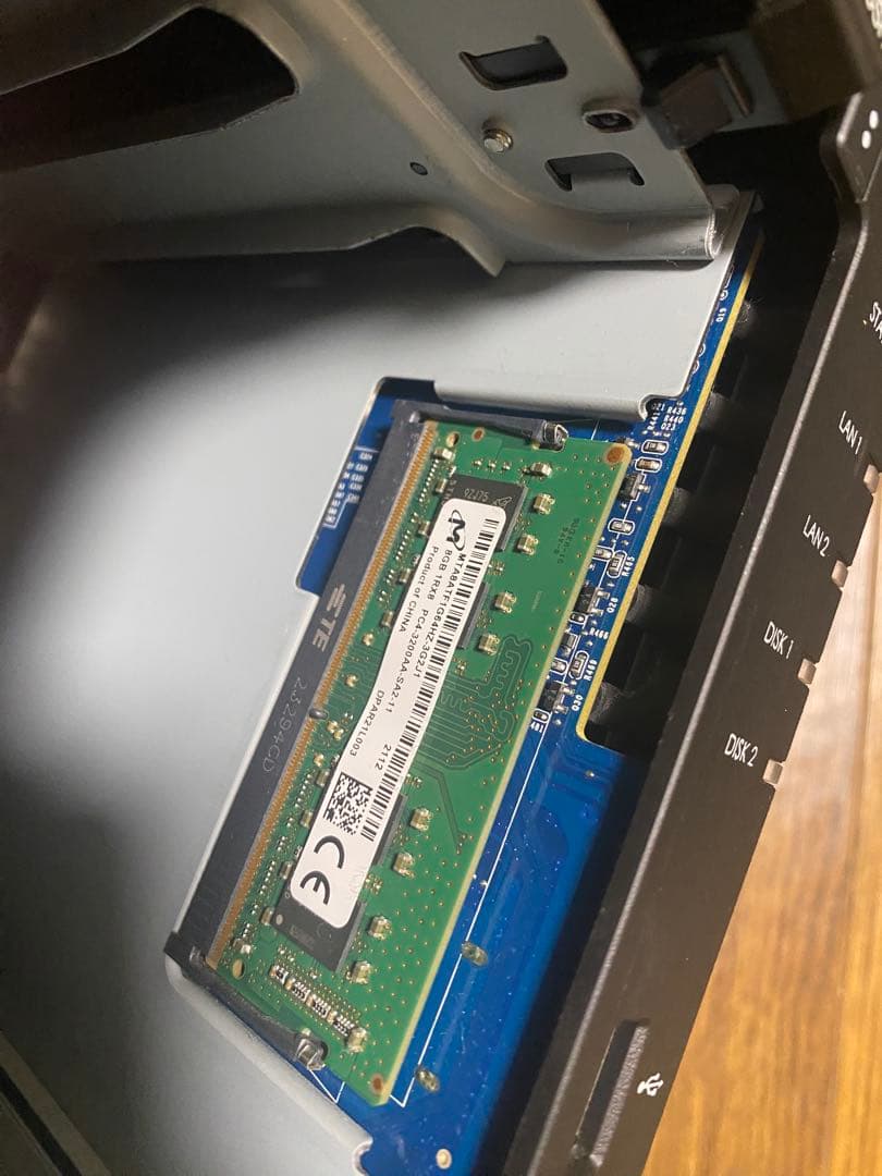 Synology DS224+ (メモリ8GB増設済み)