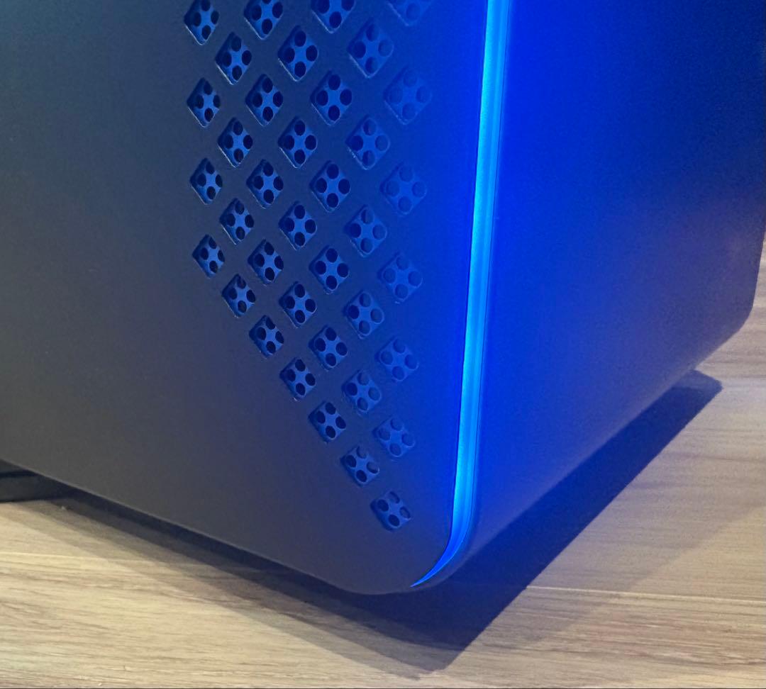 美品！RTX4070super ゲーミングpc i7 14700F