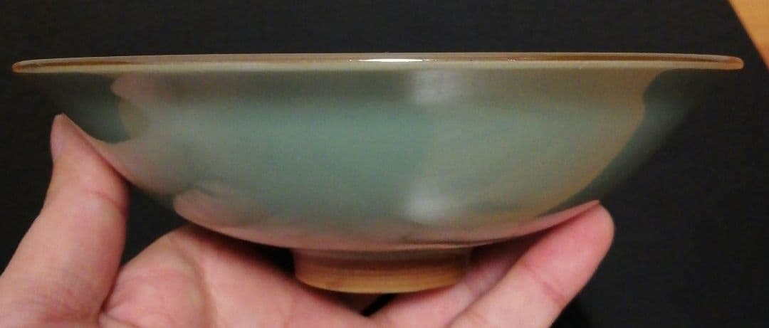 手塚玉堂作　青磁　魚文　茶碗　共箱　共布　略歴付　茶道具