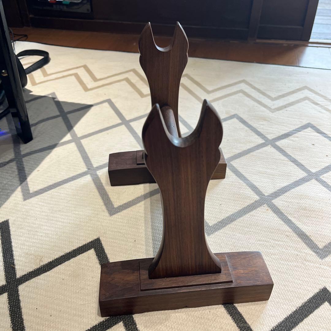 ハンドメイド　紫檀　刀掛け 短刀掛け　1本掛け　短剣・短刀・十手掛け