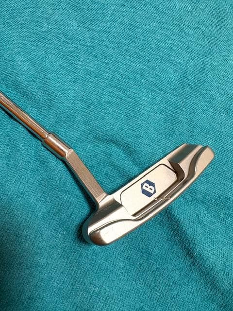 ベティナルディ モデル RJB シグネチャー スラント 110/330 限定版