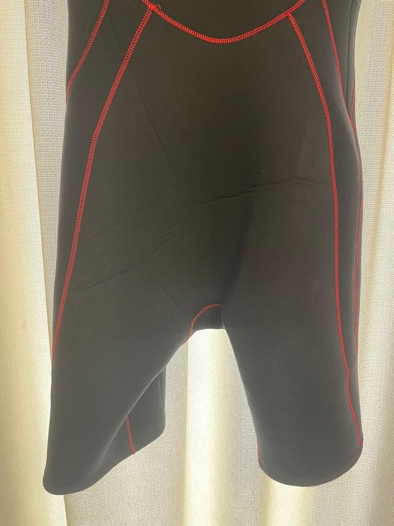 美品 スプリングウェットスーツ 3mm Lサイズ