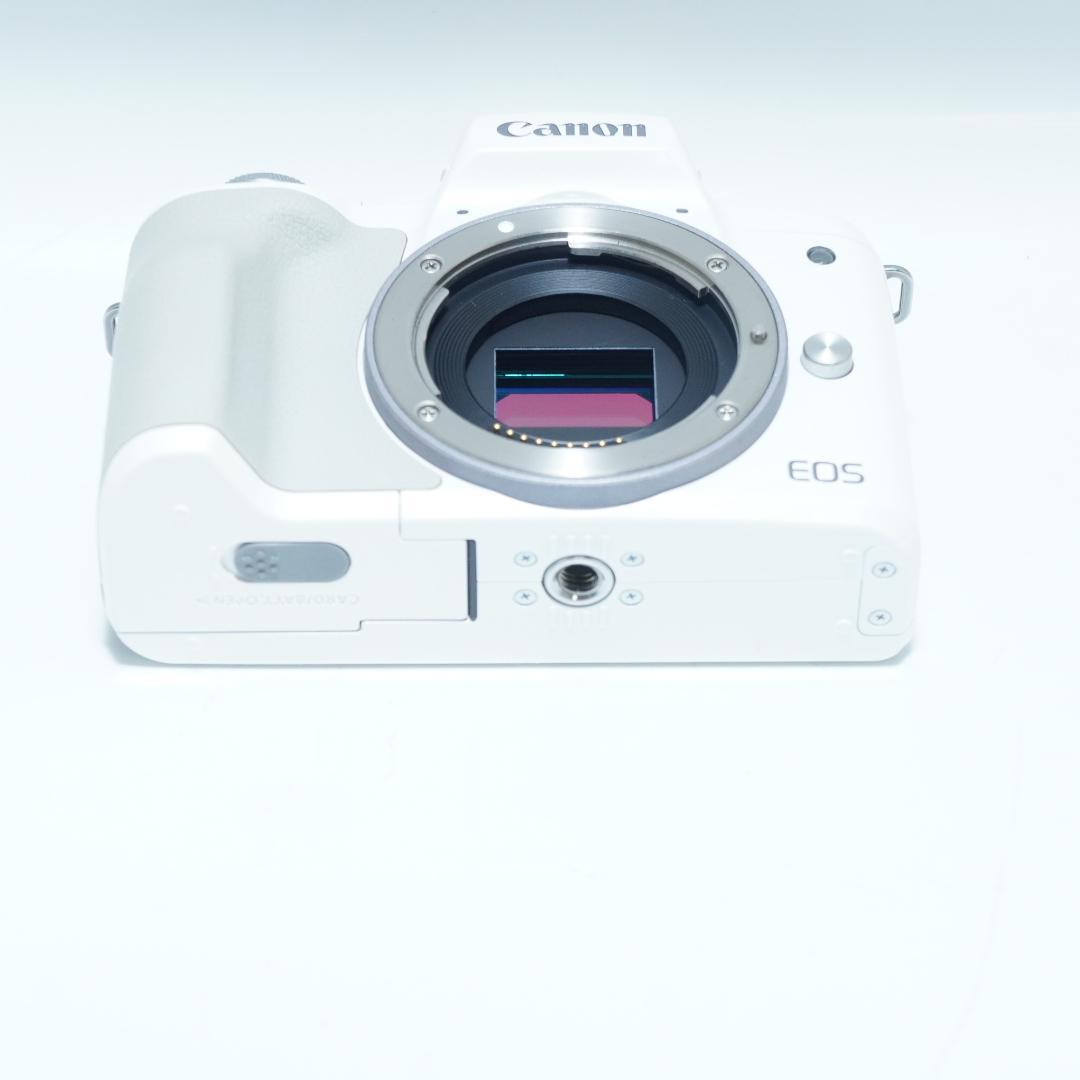 スマホ転送機能付♪キヤノン EOS Kiss M ホワイト