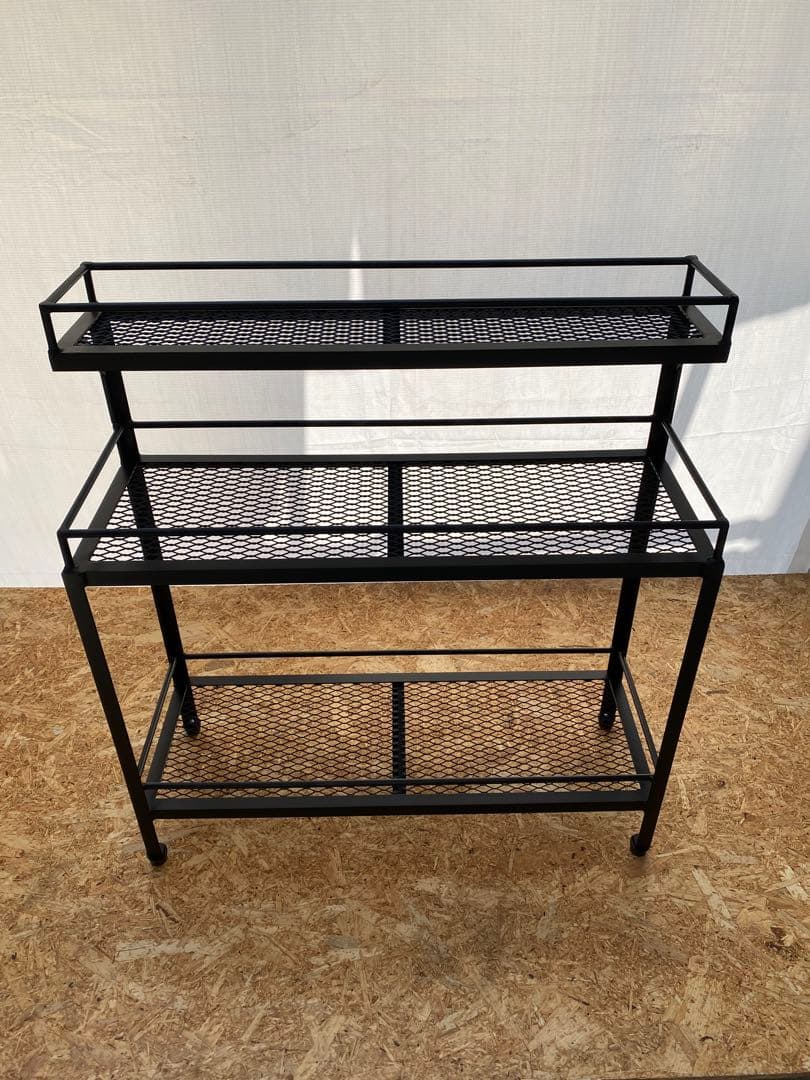 アイアンシェルフ　アイアンラック　多肉植物　 アガベ　インダストリアル