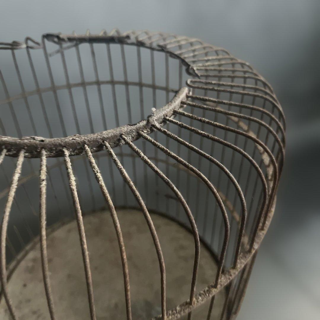 ヴィンテージ　ジャンクガーデンなど！古い金属製の鳥かご ドライフラワー飾りに！