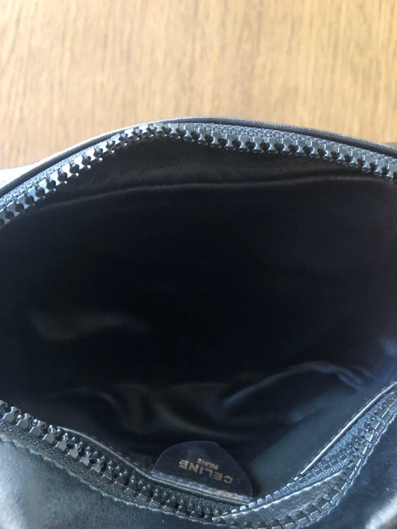 Celine ブラックレザー ショルダーバッグ　セリーヌ