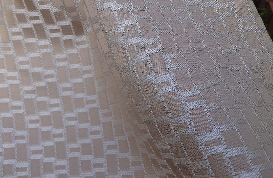 激安！希少！国内高級一流メーカー新品未使用現行モデル！大型両開き仕様-①　遮光