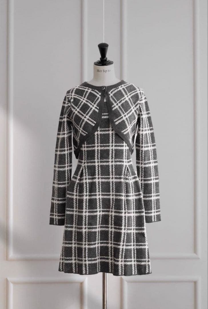 も*ず様 herlipto Pantheon Checked Knit Dres