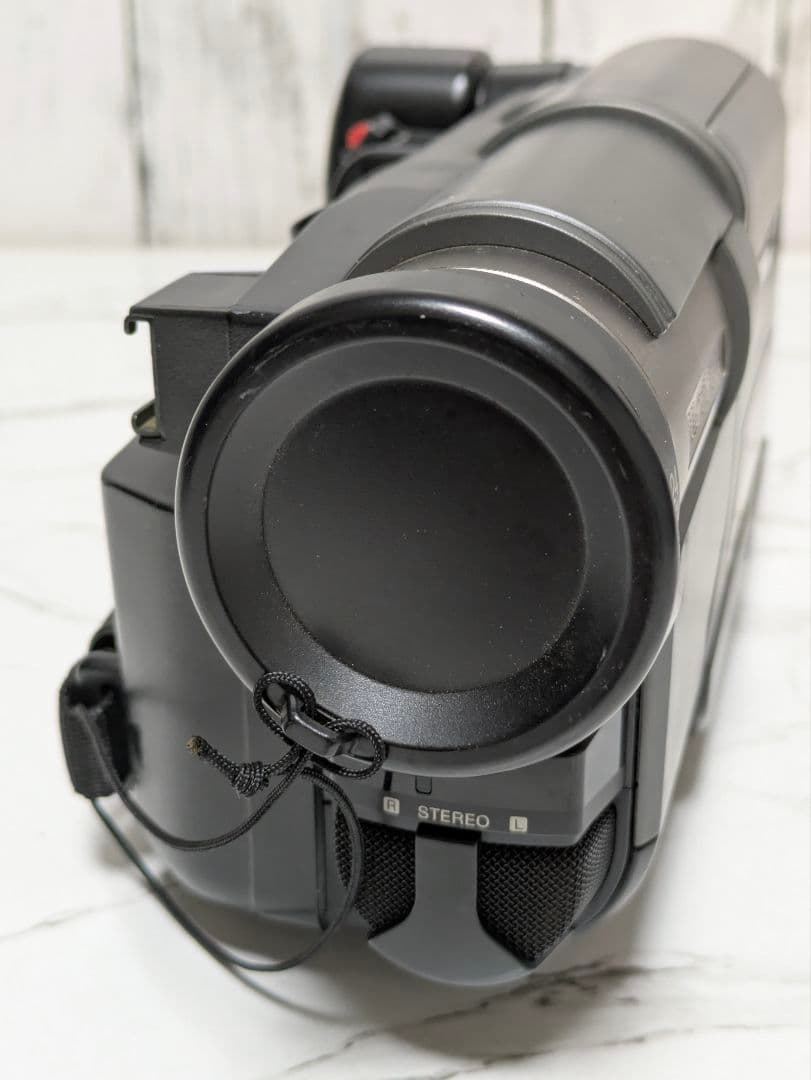 HITACHI　VM-H720　Hi8　8mm対応　単三電池稼働　希少