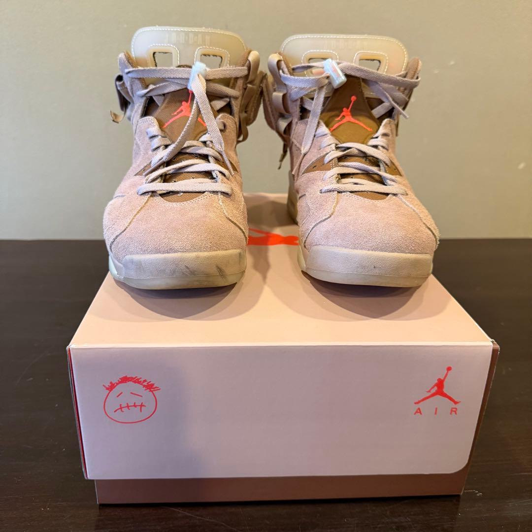 Travis Scott × Nike Air Jordan 6