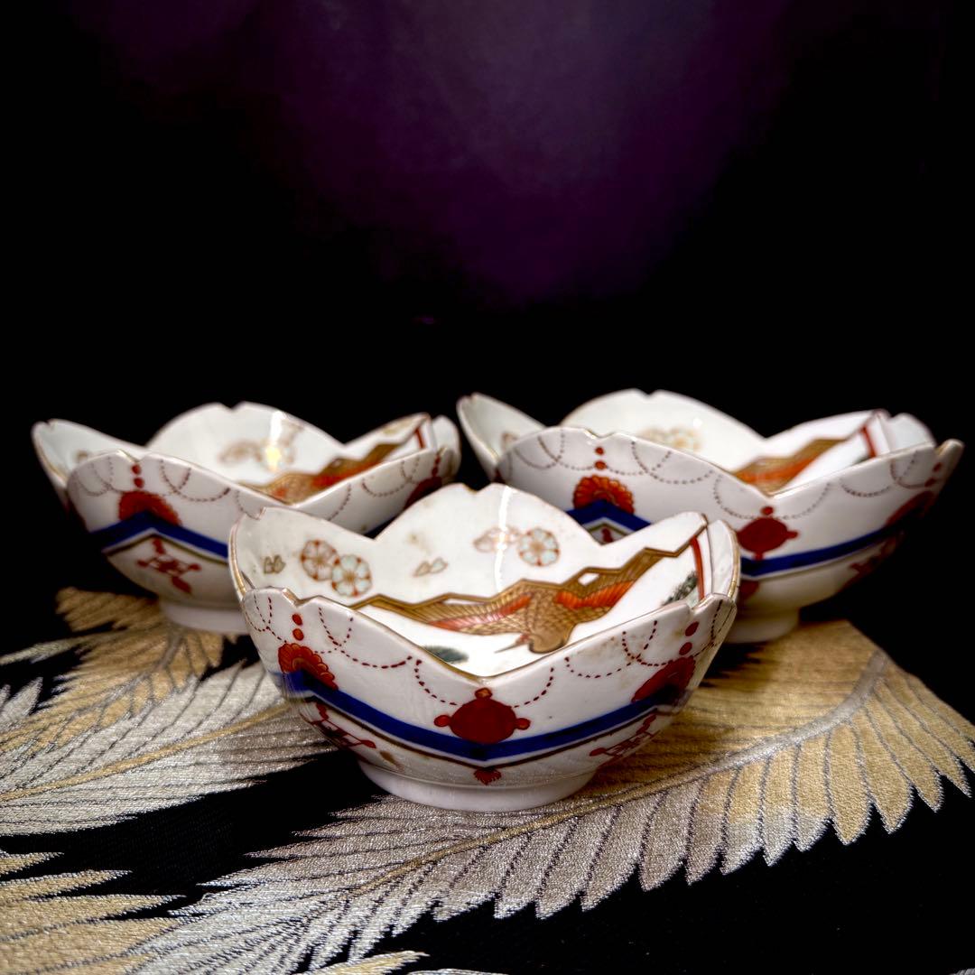 有田焼　古伊万里　松鶴山水絵花形　手描き　皿　3客　セット　江戸中期