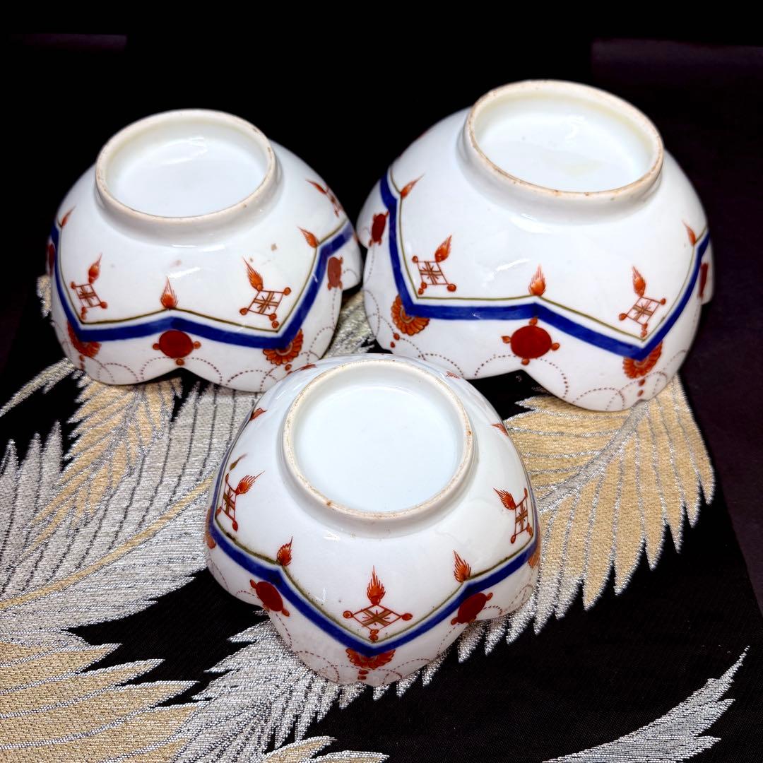 有田焼　古伊万里　松鶴山水絵花形　手描き　皿　3客　セット　江戸中期