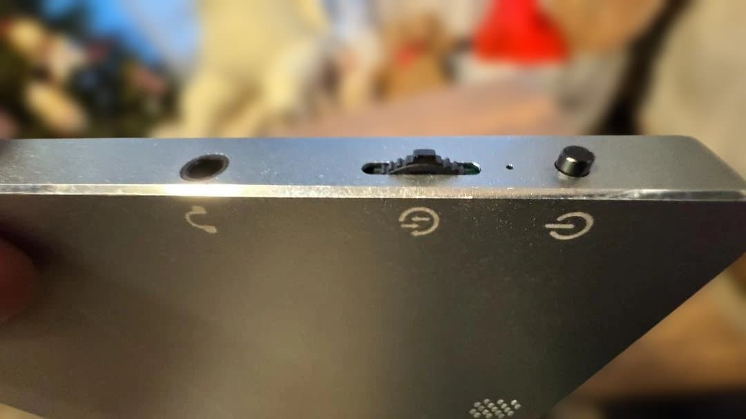 Dragon Touch S1 Pro モバイルモニター 4K 15.6インチ