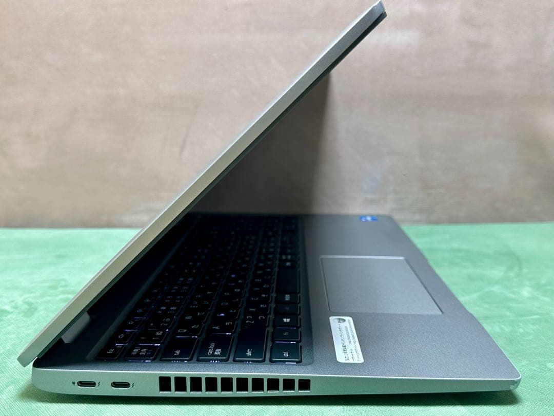 Windowsノート本体 DELL Latitude 5520 Core i5 8GB 256GB