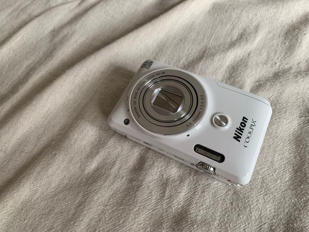 美品 Nikon COOLPIX S6900 一式