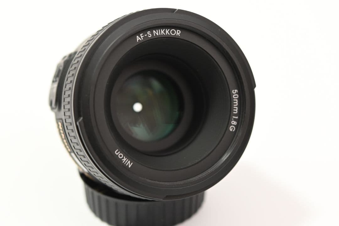 Shampoo AF-S NIKKOR 50mm f/1.8G レンズ
