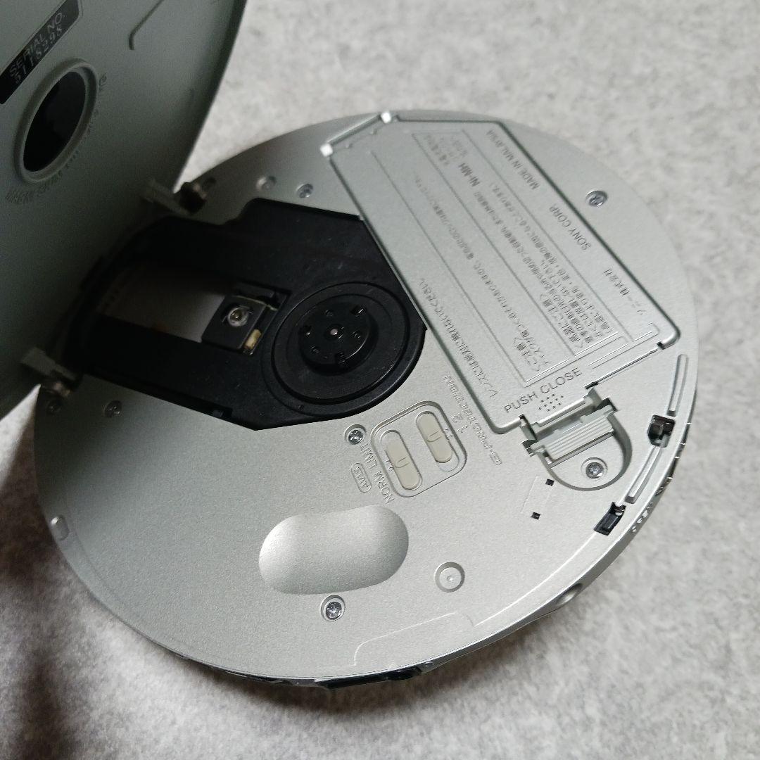 美品　SONY D-EJ1000 ポータブルCDプレーヤー　ソニー