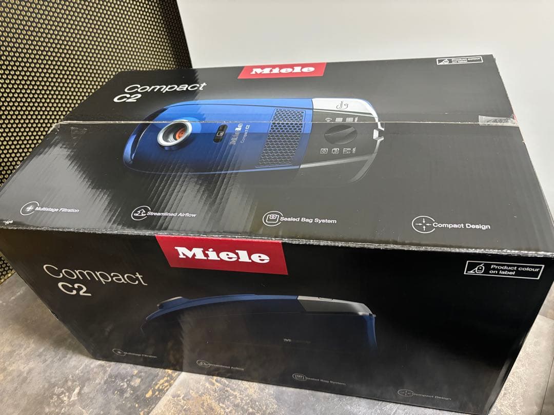 ミーレ 掃除機 オータムレッド CompactC2 SDCO4