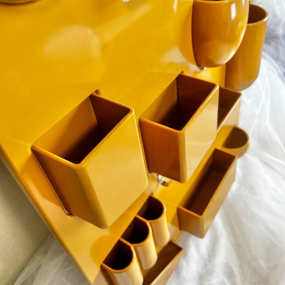 ウォールシェルフ 壁面収納 壁掛けラック ウーテンシロ リプロダクト イエロー