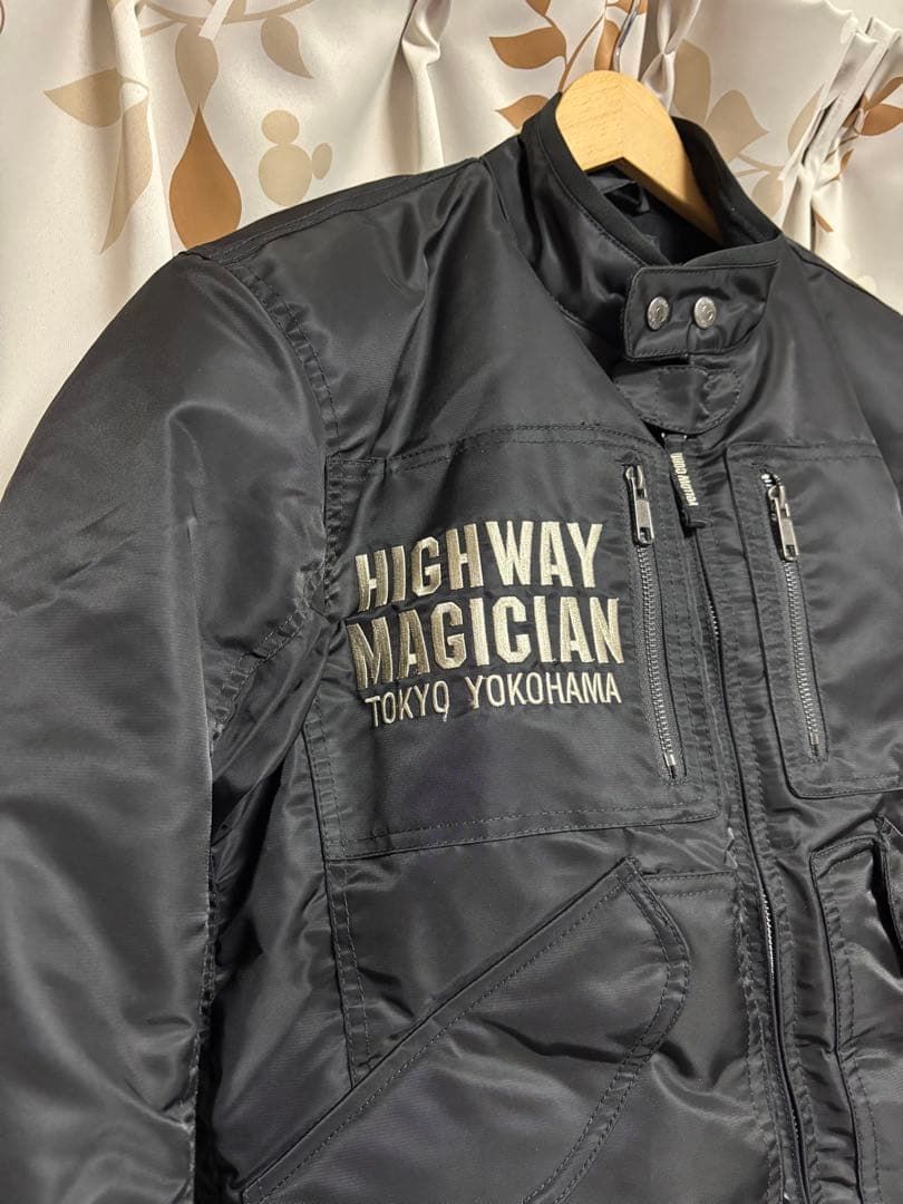 ✨新品未使用品✨YELLOWCORN ブラックジャケット　秋　冬　刺繍ロゴ　M