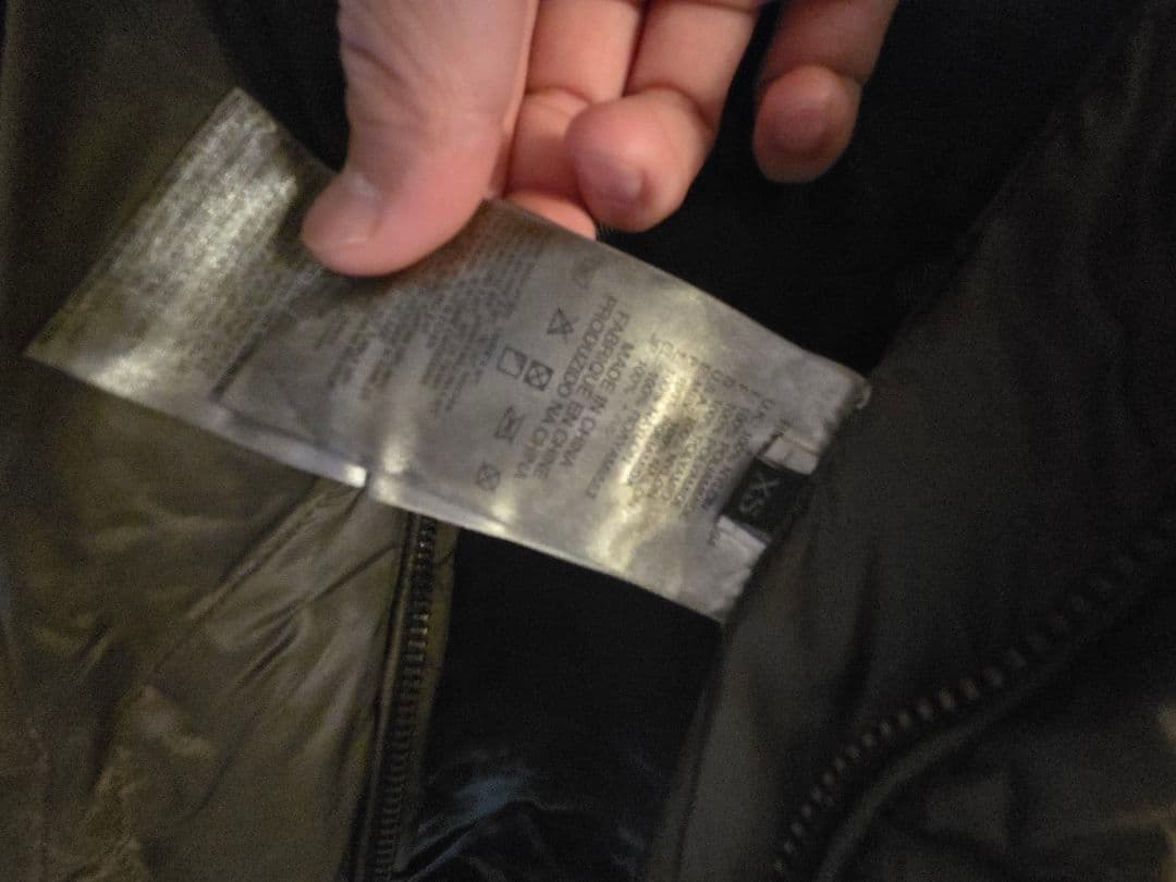 DIESEL ブラック ダウンジャケット ファー付き