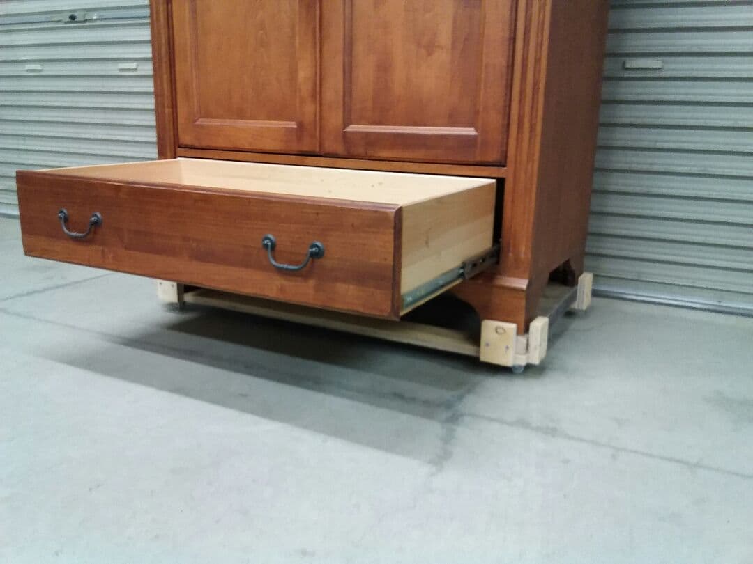 イーセンアーレン　アメリカ製　レッドウィング収納庫