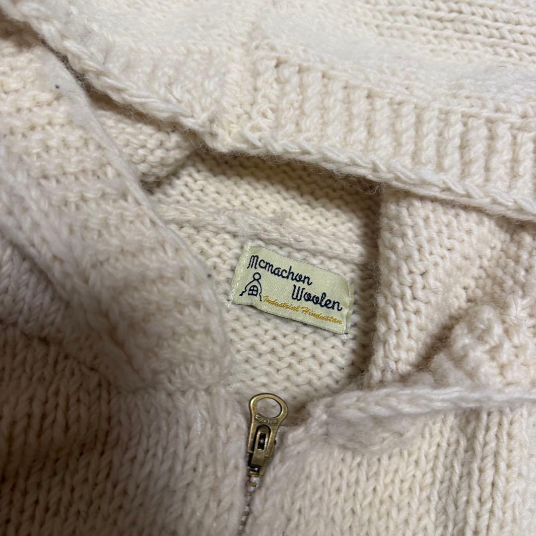 MacMahon Knitting Mills　百足着用