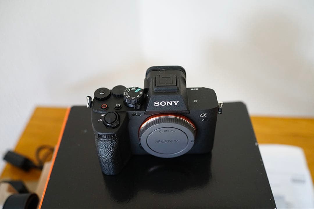 SONY α7Ⅳ Vario Tessar F4 社外充電器　ガイド本