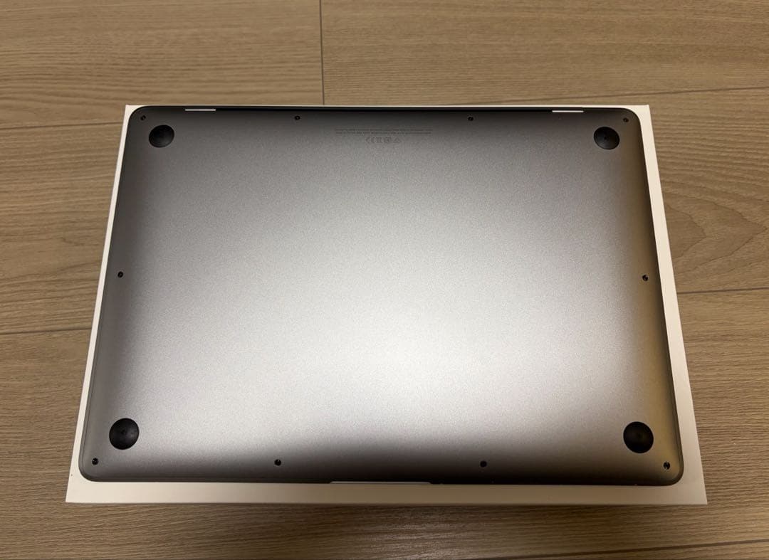 【極美品】 MacBook Air 2020 8GB 512GB