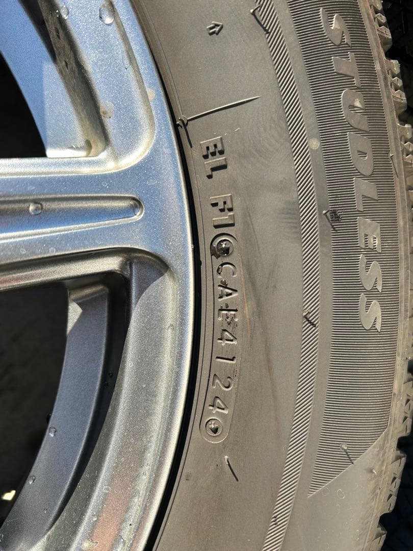 2024年製、VRX2.215/60R16、4本アルミホイールセット、バリ溝