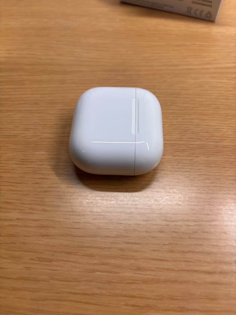 らいら様AirPods 4 （ANC搭載）　（iFaceケース&イヤーピース付）