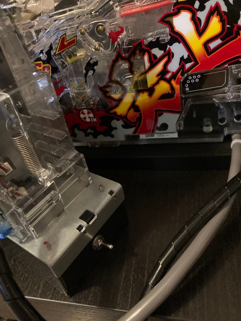 【マカロン】卓上パチンコ　炎炎ノ消防隊　送料込み　配送は安心のたのメル便