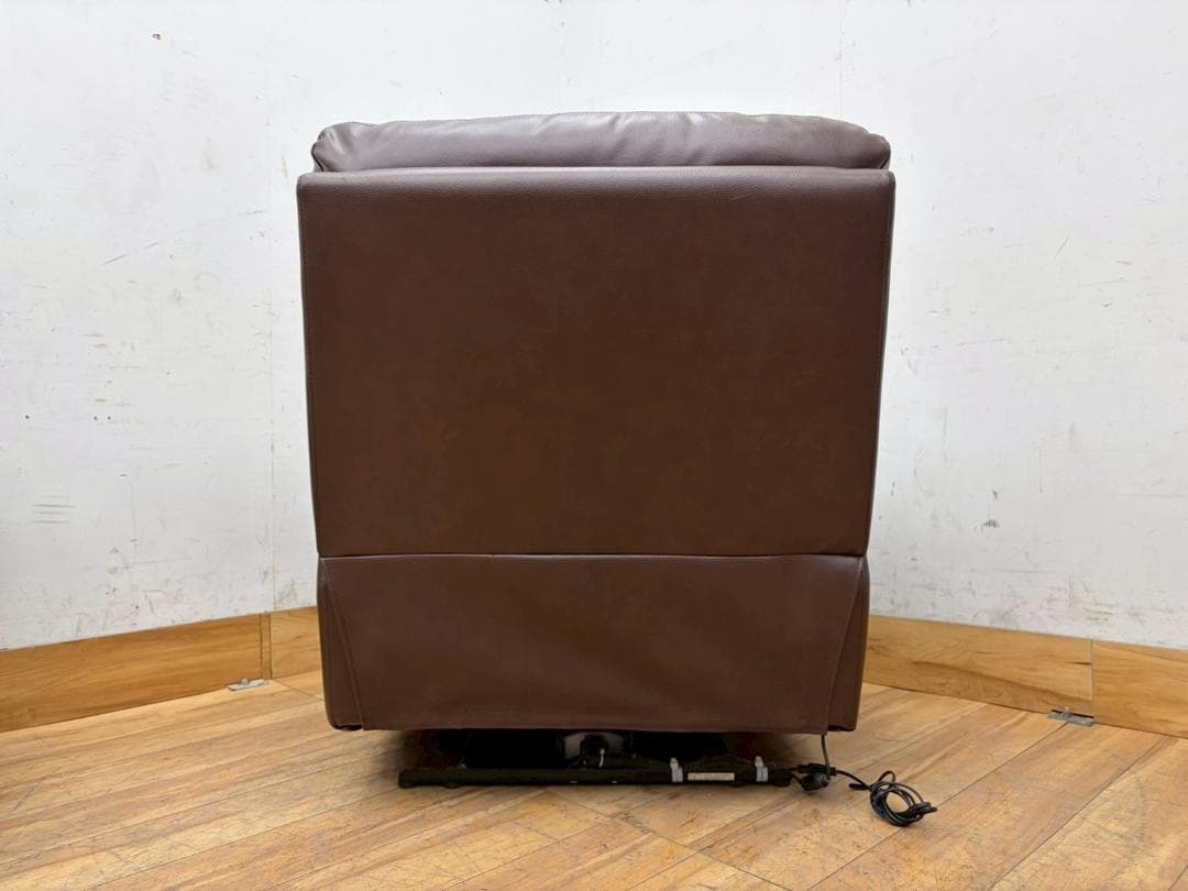 T7961☆美品☆NITORI☆ニトリ☆本革☆1P電動リクライニングソファ☆