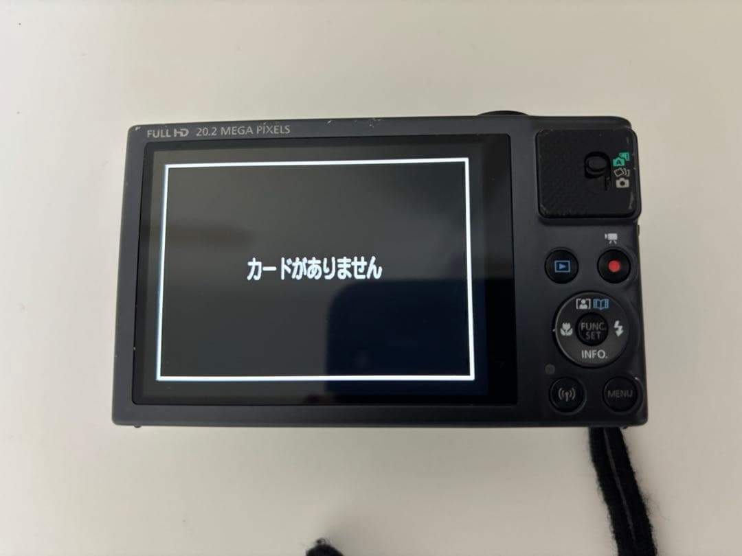Canon PowerShot SX620 HS 本体と付属品