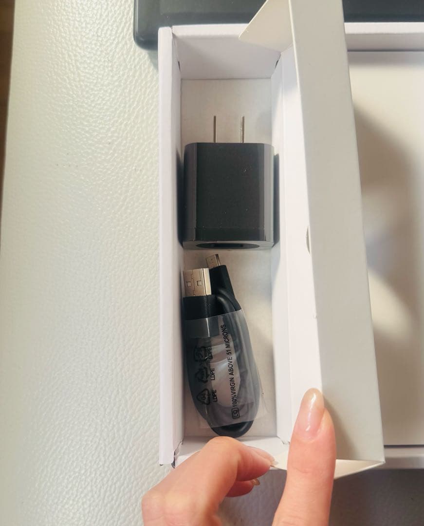 Lenovo Tab B10 HD カバー付き