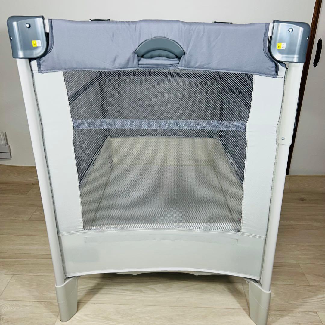 アップリカ ココネルエアー　ベビーベッド グレーベアー