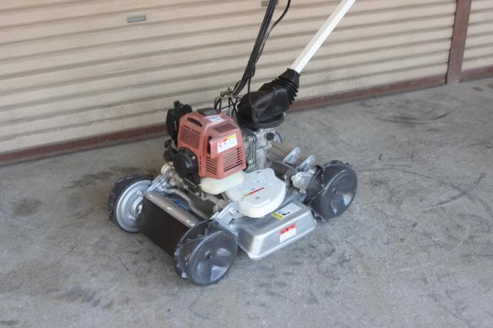 草刈機　オーレック　スパイダーモアー　SP650A　4WD　爪新品　斜面刈