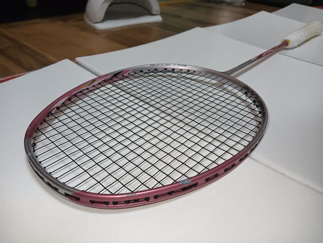 YONEX　ナノフレア600　4ug5