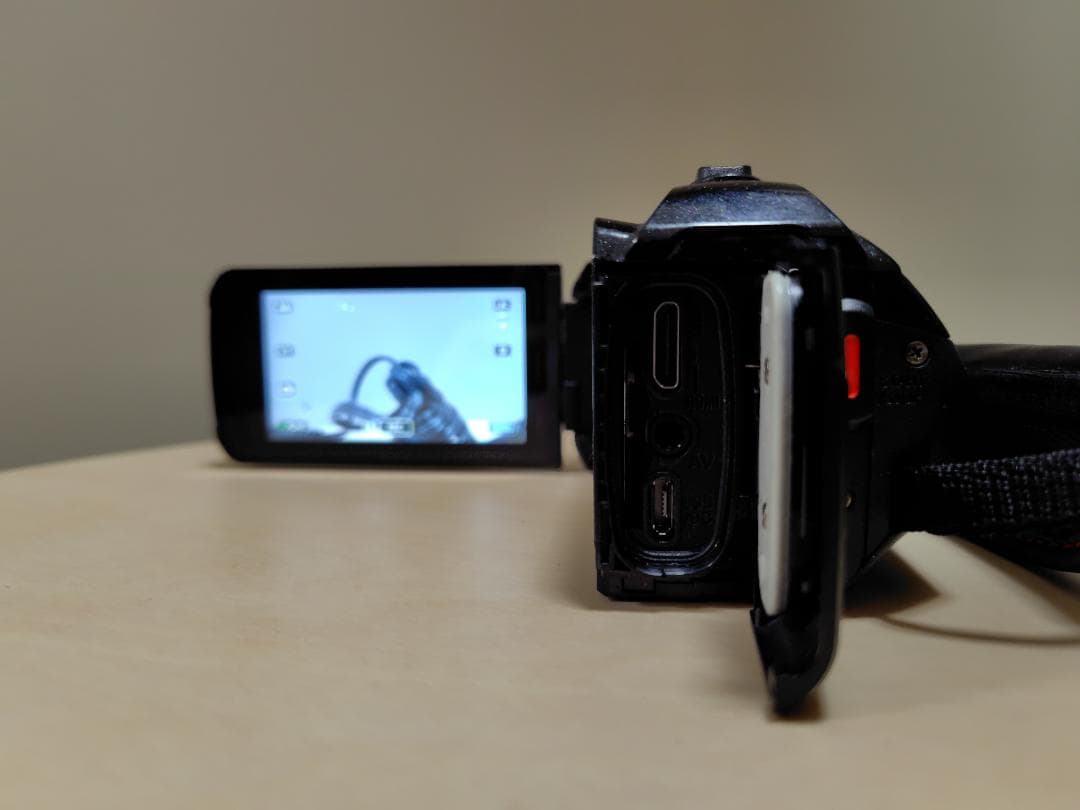 JVC ビデオカメラ GZ-RX130-B 60倍/64GB