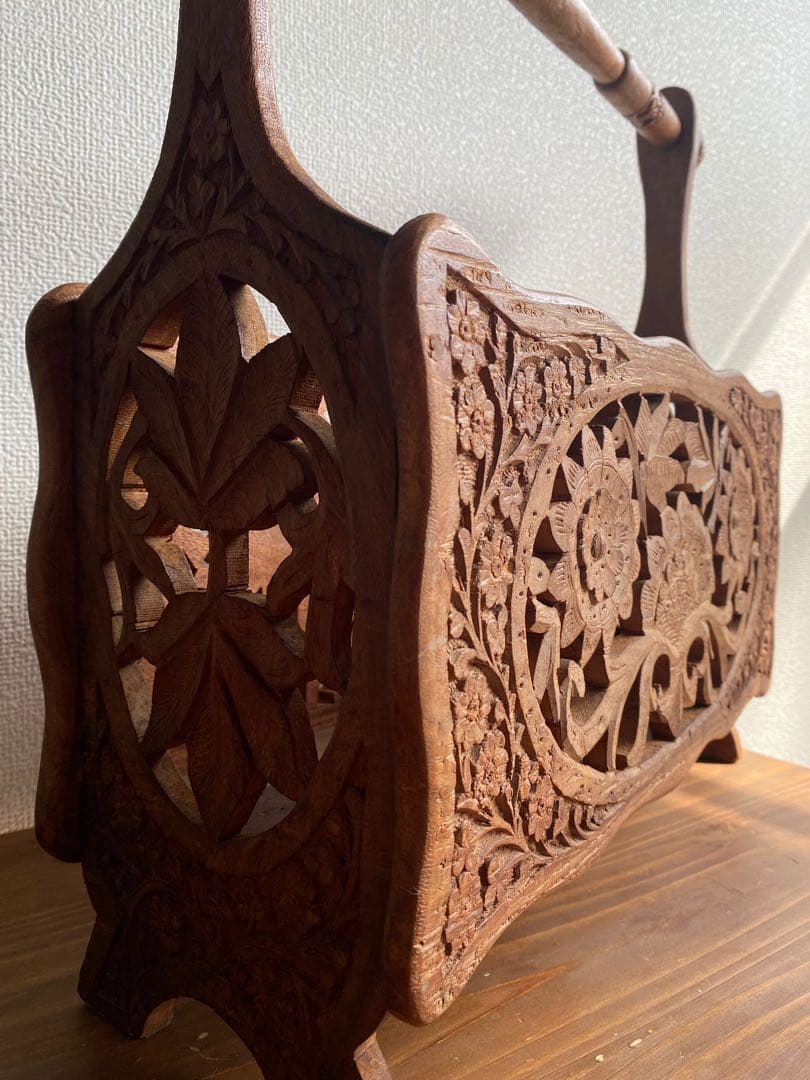 インド　アンティーク　木彫り　マガジンラック　天然木