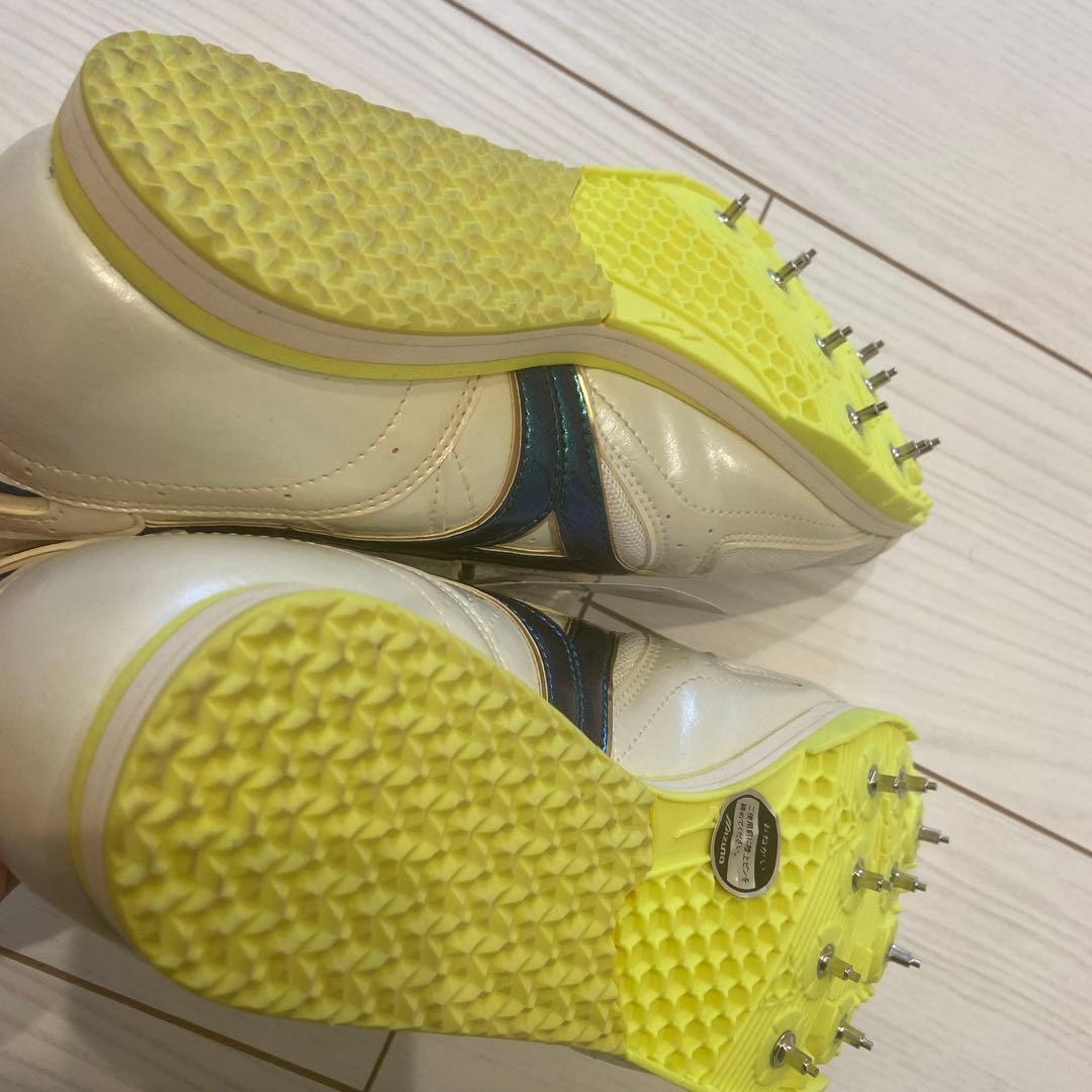 新品未使用品タグ付きミズノ　フィールドジオAJ スパイクシューズ　陸上