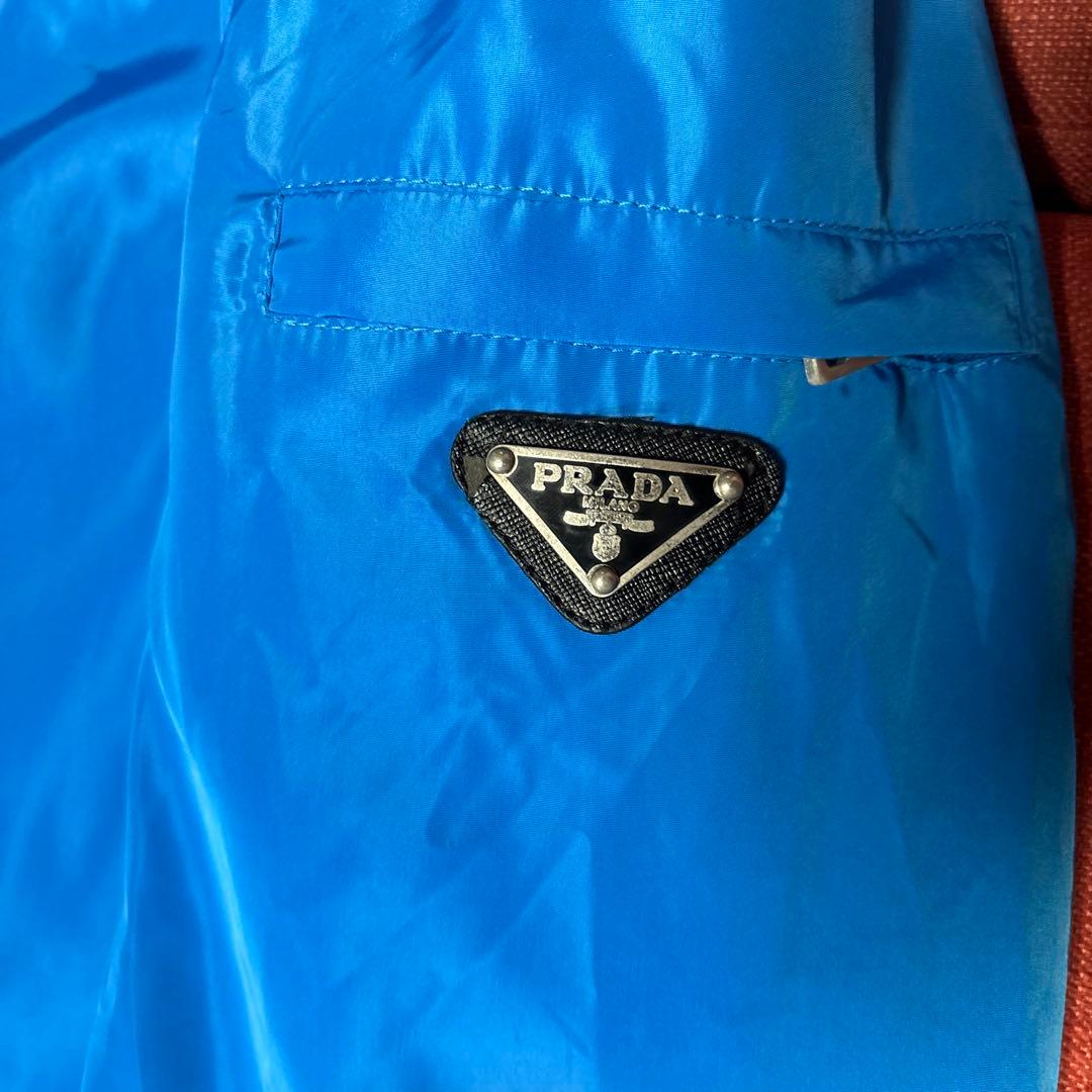 値下げ中‼︎希少50サイズ！プラダ ナイロンジャケット　ブルー 三角ロゴ